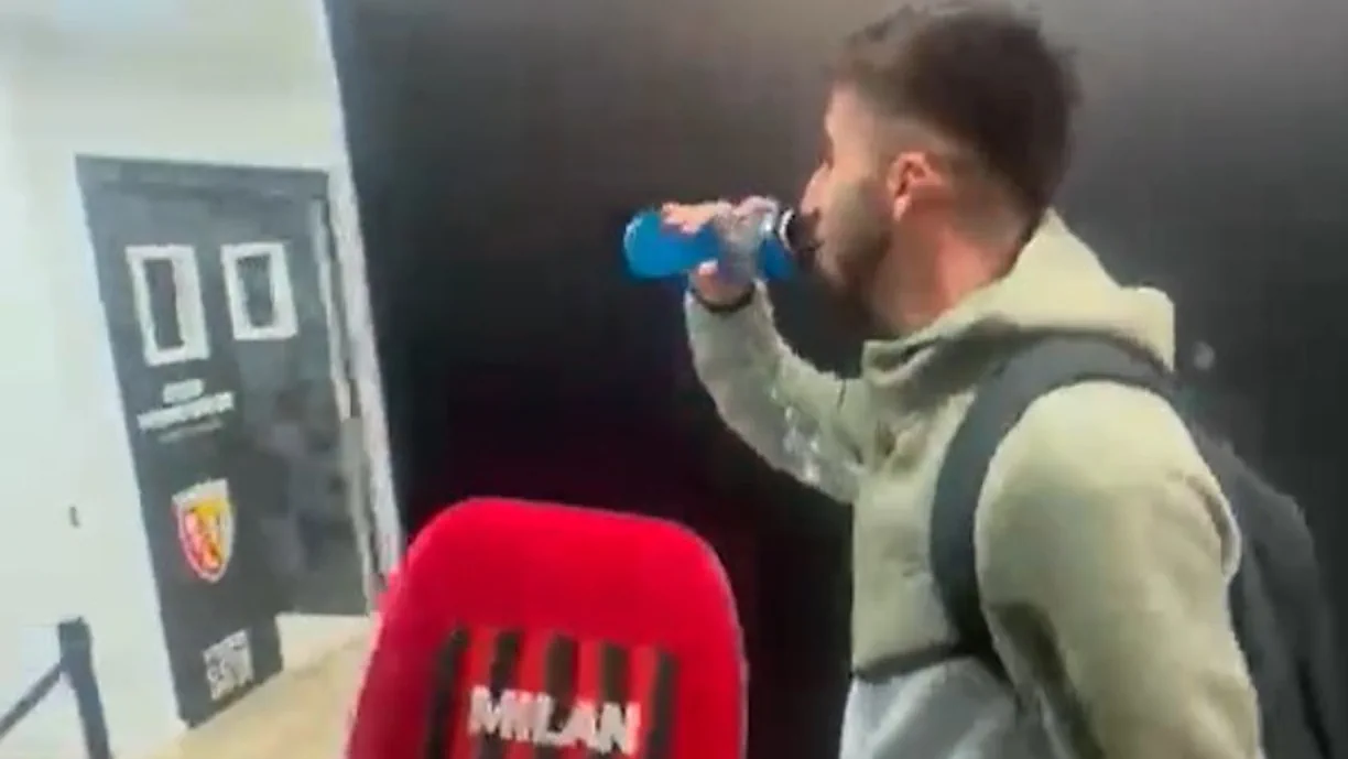 Gonçalo Inácio foi confrontado com a possibilidade de sair do Sporting para voltar a trabalhar com Ruben Amorim no Milan