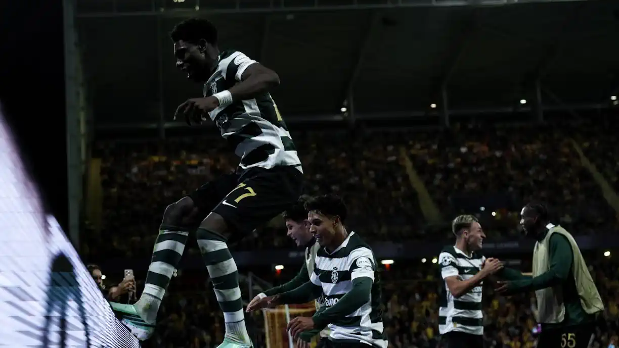 Clubes milionários batem à porta por Doumbia, mas Sporting tem estratégia montada