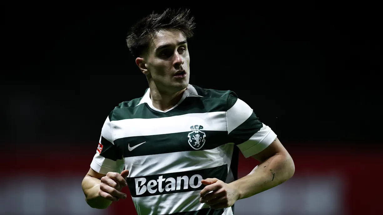 Rodrigo Rodrigues está a afirmar-se como uma das surpresas da equipa B do Sporting e pode ser opção a Iván Fresneda no futuro