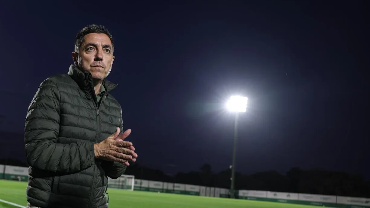 Exclusivo Leonino - Micael Sequeira atravessa um momento delicado na equipa feminina do Sporting, mas Varandas não pretende deixar cair o treinador