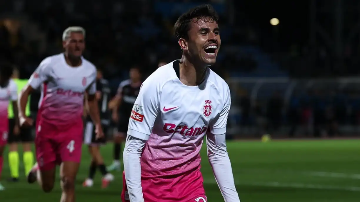 O Sporting venceu o Casa Pia, por 2-0, nesta sexta-feira, com um triunfo bastante suado na 10.ª jornada. Pedro Lima e Geny Catamo marcaram