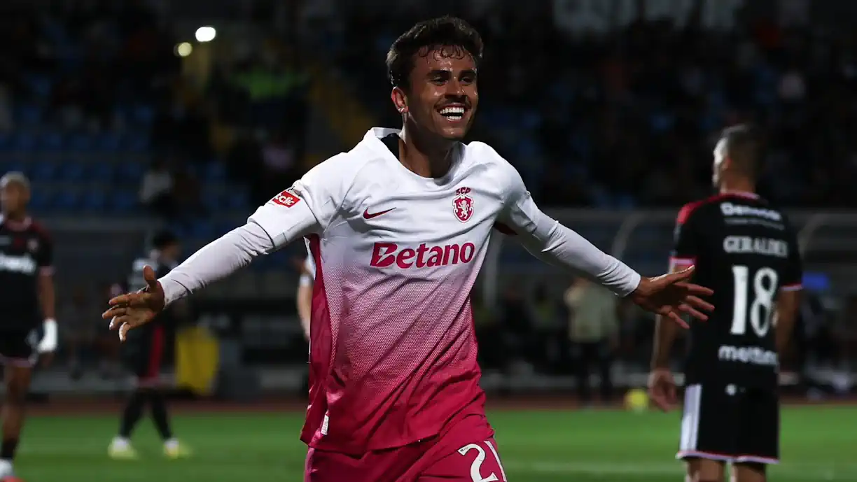 Leões bateram o Casa Pia por 2-0 e, na análise ao encontro, Rui Dias considerou que o triunfo foi indiscutível e elogiou Pedro Lima; Fotografia de Sporting